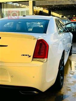 كرايسلر 300
